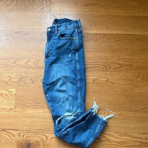 GAP Blue Distressed Cropped Jeans